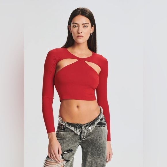 SER.O.YA Sierra Top In Red - Picture 2 of 6